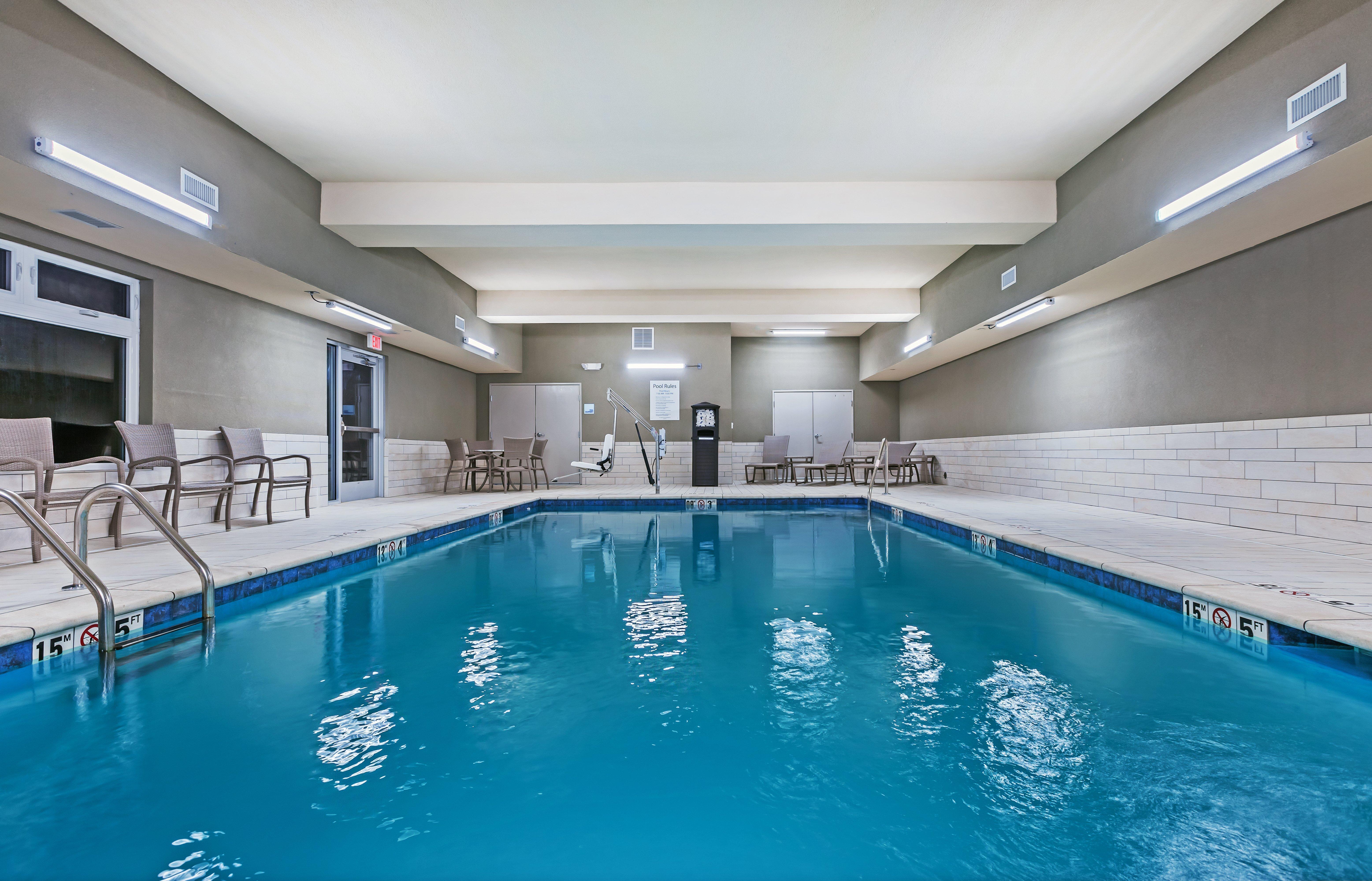 Holiday Inn Express & Suites - Coffeyville By Ihg Luaran gambar